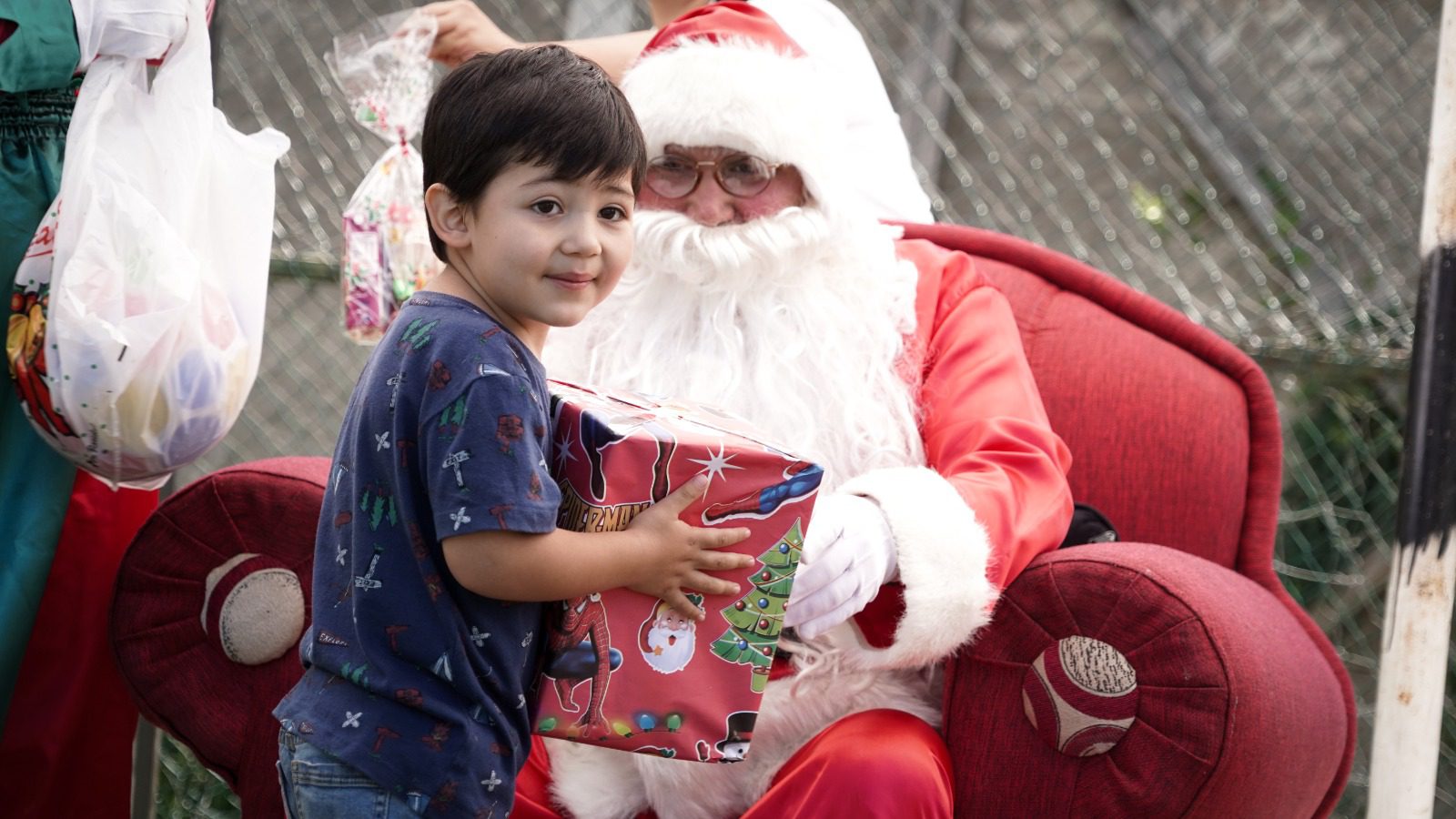 Municipio de Villa Alemana entrega cerca de 12 mil juguetes navideños a niños, niñas y jóvenes de la comuna