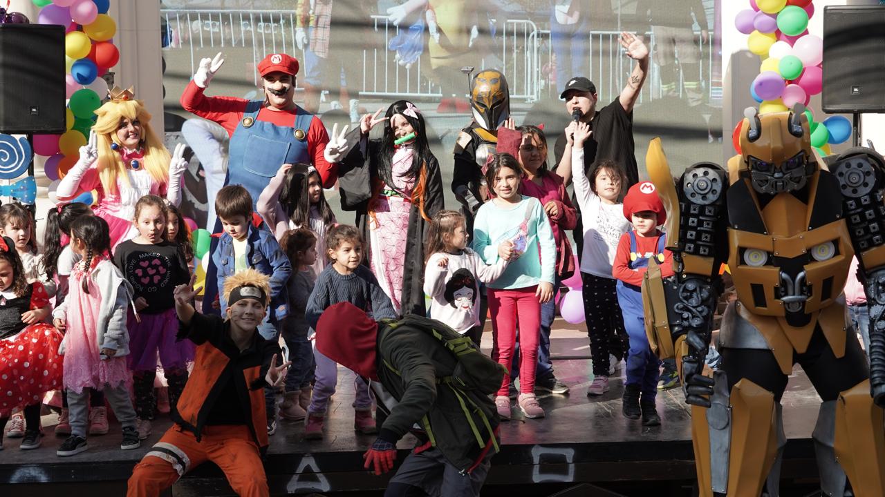 CON UN PARQUE INFLABLE Y LOS PULENTOS: ASÍ SE CELEBRA EL DÍA DE LA FAMILIA Y LA NIÑEZ EN VILLA ALEMANA